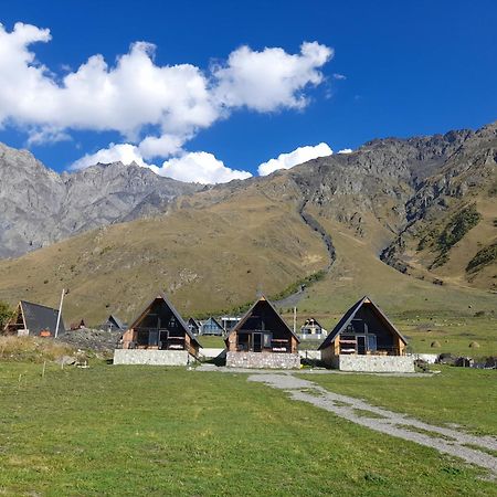 Kera Cottages Kazbegi ภายนอก รูปภาพ