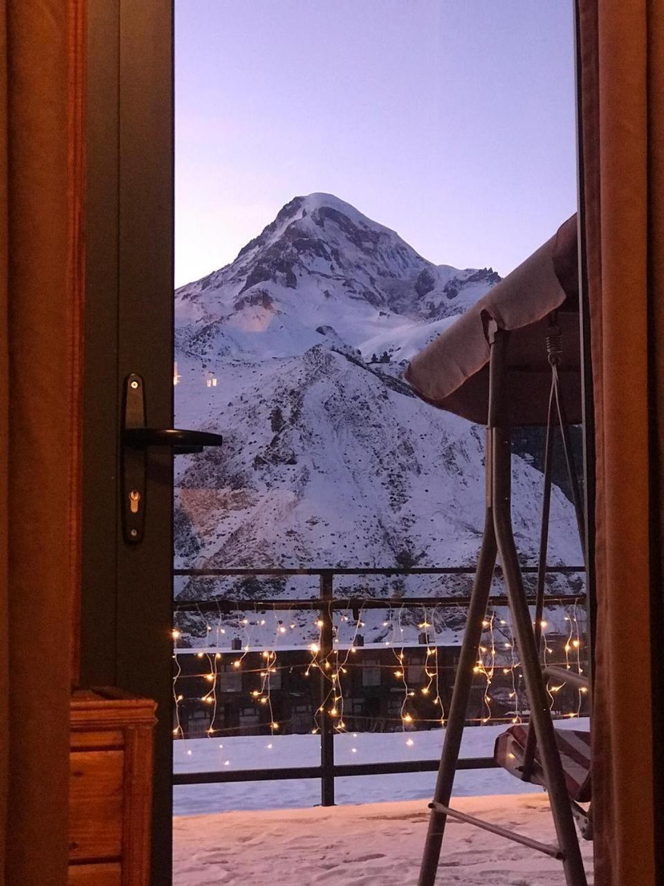 Kera Cottages Kazbegi ภายนอก รูปภาพ